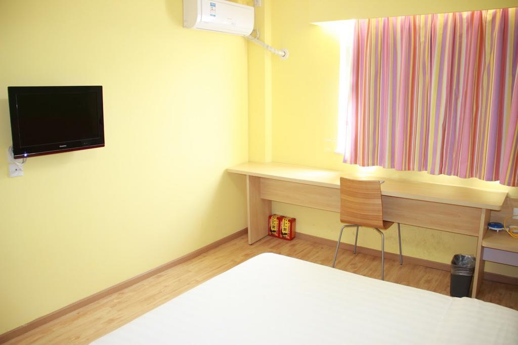 7Days Inn Guangzhou Tianhe Tangxia Junjing Huayuan Eksteriør billede