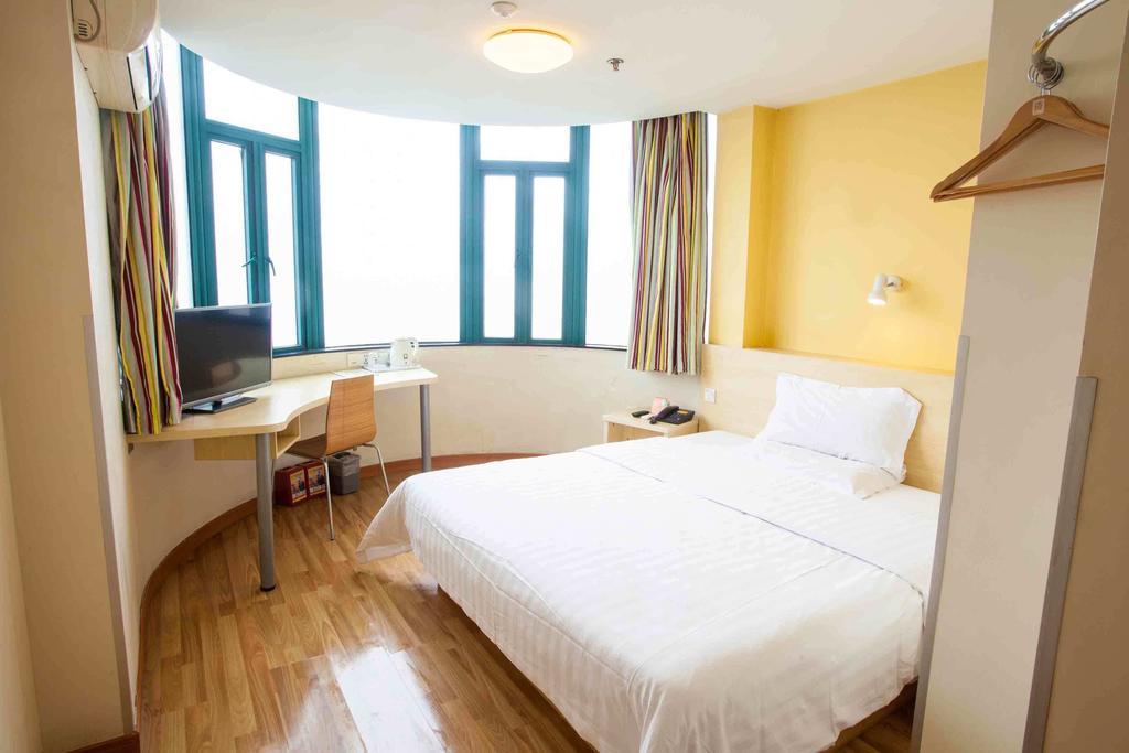 7Days Inn Guangzhou Tianhe Tangxia Junjing Huayuan Værelse billede